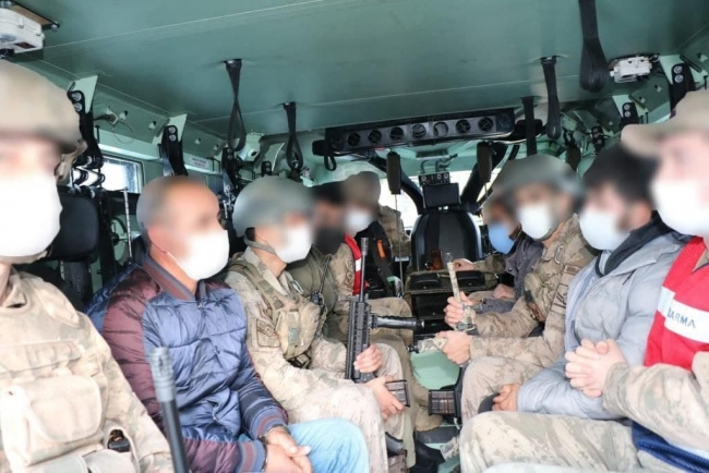 Diyarbakır'da uyuşturucu operasyonu: 31 gözaltı